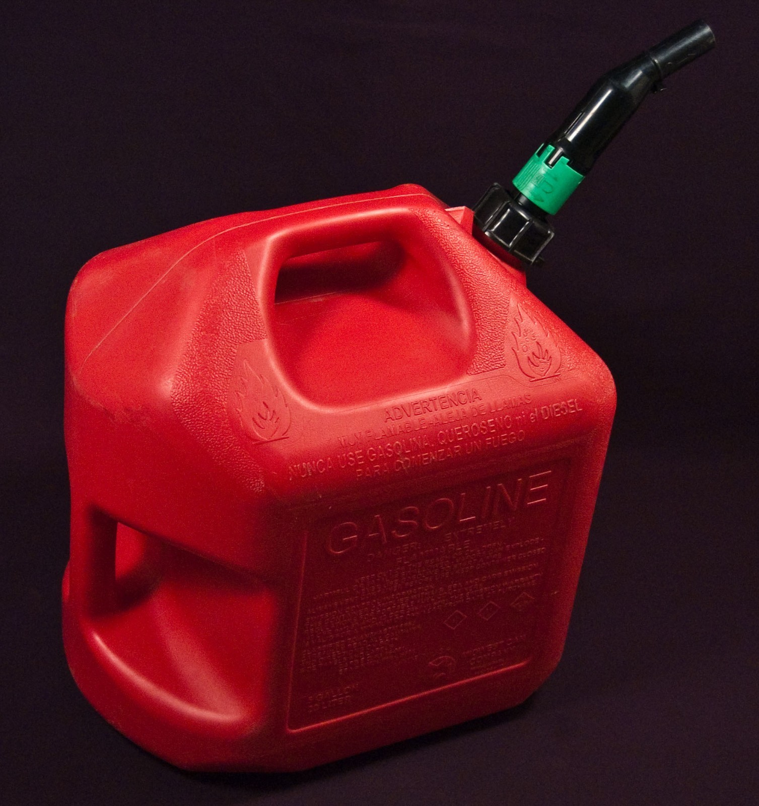 MIDWEST CAN CO. 5 G. (20 L) Plastic Gas Can (5610-4) w/ Smart-Fill Spout (T205)