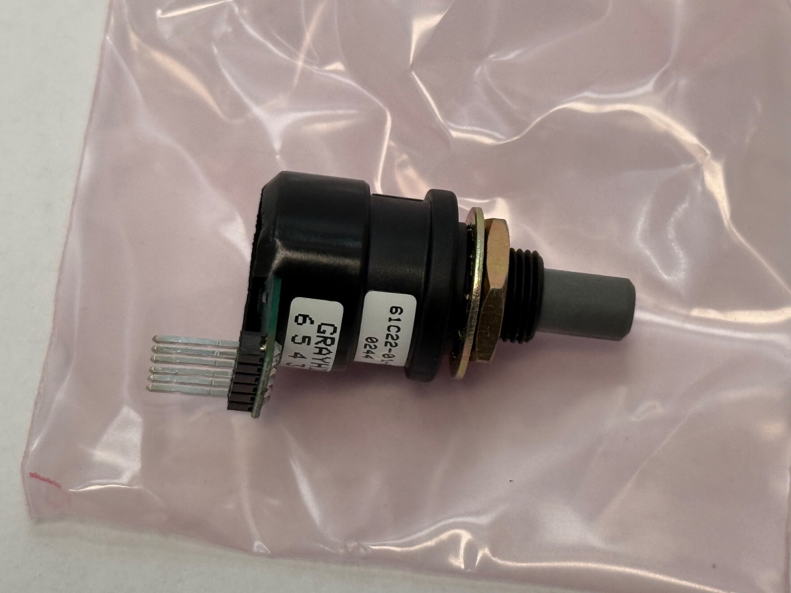 Grayhill 61C22-01-04-02 Optical Encoder Rotary Incremental Push Button