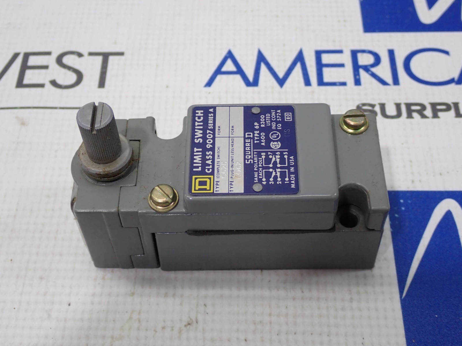 Square D 9007 C62C Limit Switch Turret Head 4,6P,13 Ser A