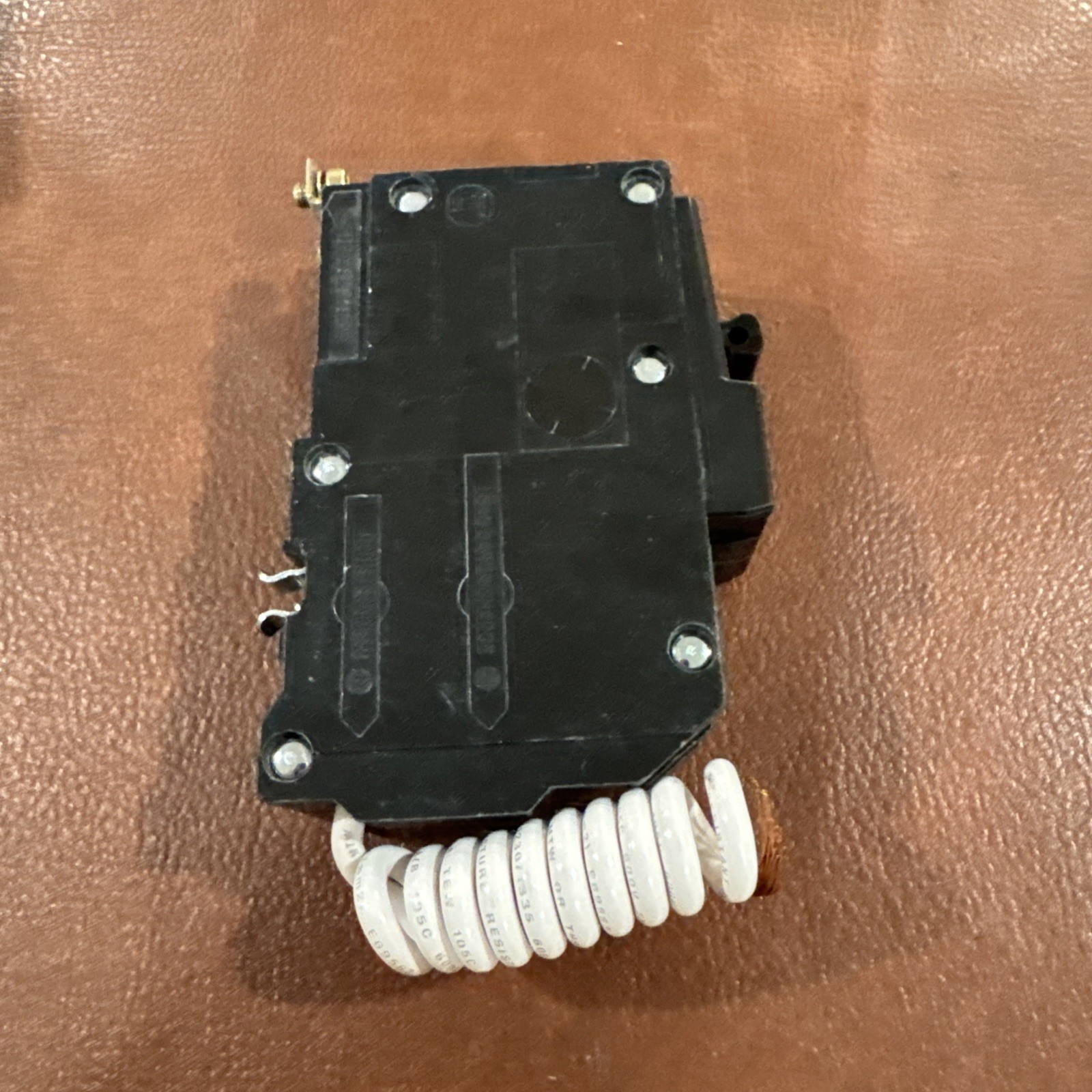 Square D 2P 30A QOB230GFI 2 Pole 30 Amp 120/240V GFCI Bolt On Circuit Breaker
