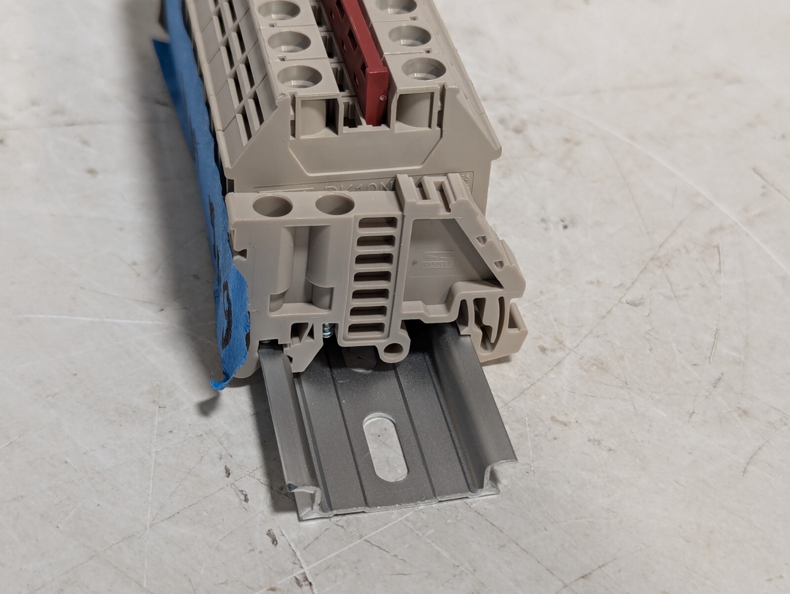 Dinkle DK10N DIN Rail Terminal Blocks Box Connector, 10 Gang, 6awg, 60a, 600v