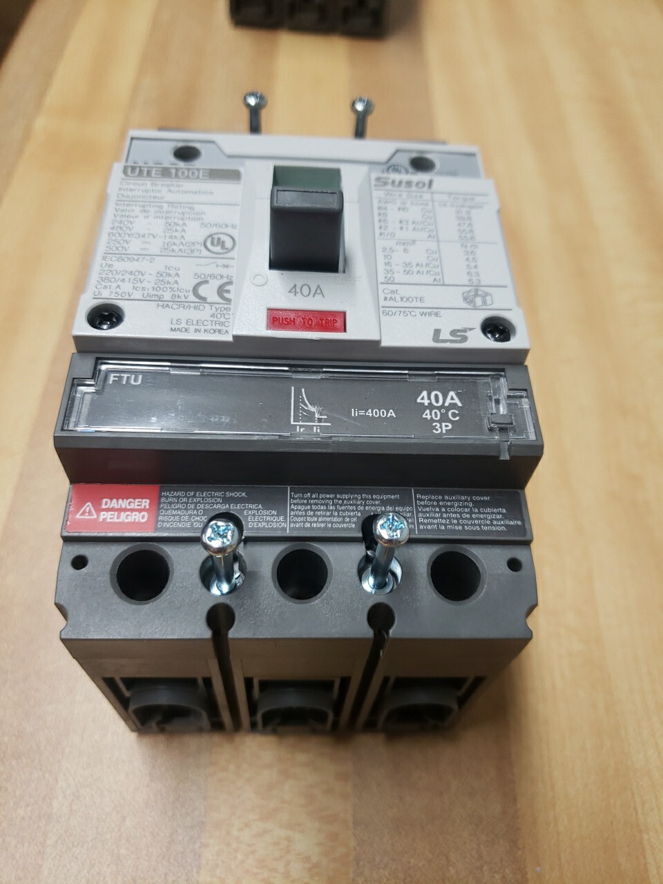 NEW LS MCCB UTE100E SUSOL CIRCUIT BREAKER 40A 3P 240/480VAC 50/25KA (KB) NEW