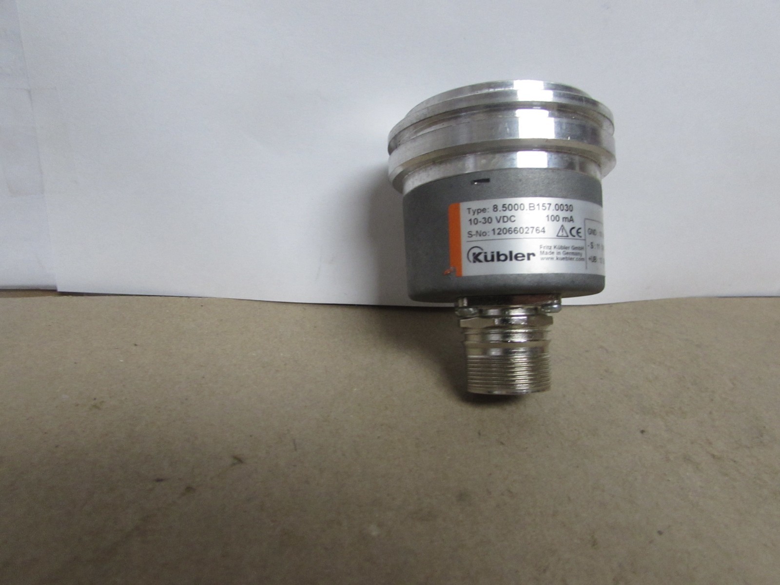 KUBLER 8.5000.B157.0030INCREME ENCODER 10-30 VDC (used – NO FACTORY BOX)