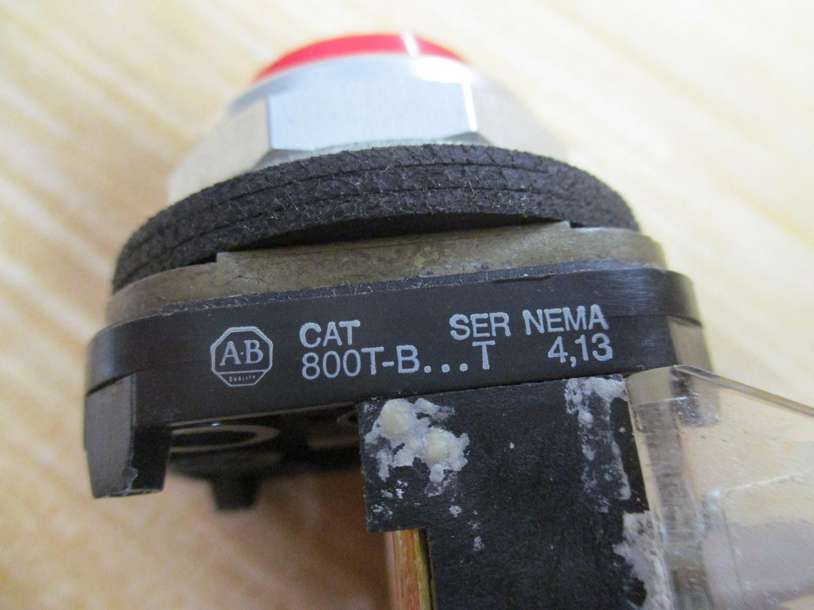 Allen Bradley 800T-B6A Push Button 800TB6A W/800T-XA