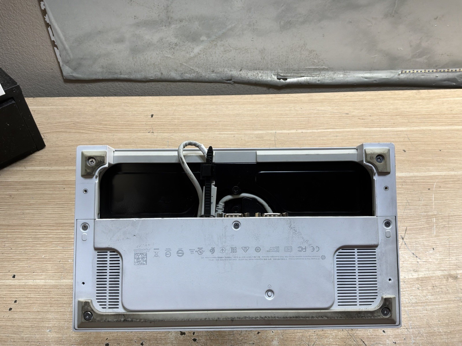HP Engage One All-in-One System Model 145/FOR PARTS/ No Hard Drive /JUA3784