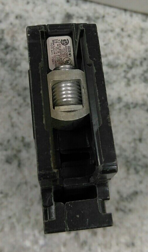 SQUARE D/BREAKER/ QOU120/ 1POLE/20A/ 120/240VA/TYPE QOU/ OLD STYLE/USE(36C2UP