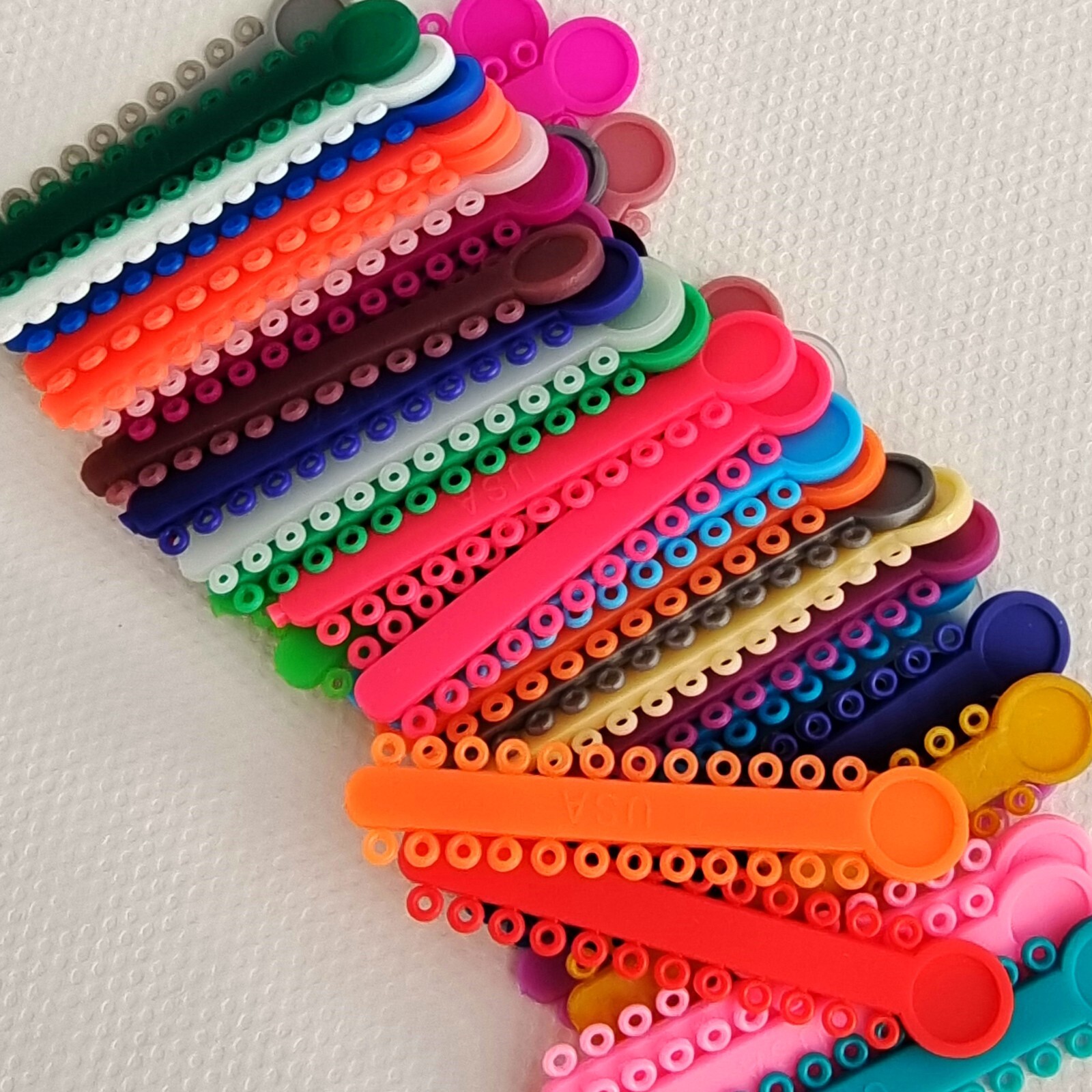 Colored Ortho Dental Ligature Rubber Ties Bands Braces Orthodontic Elastic Bands