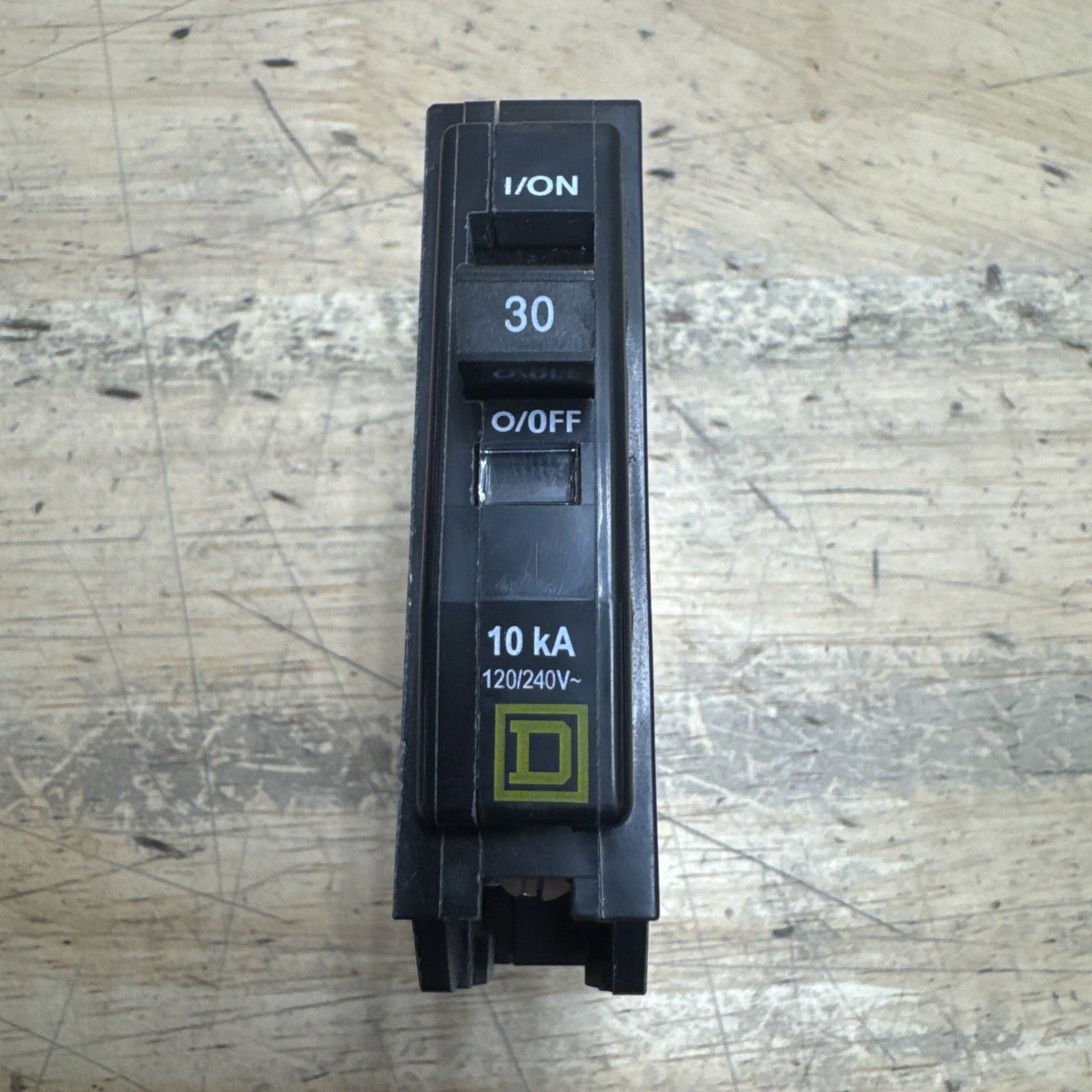 Square D QO130 Miniature Circuit Breaker – 30 A, 1 Pole, 120/240 VAC