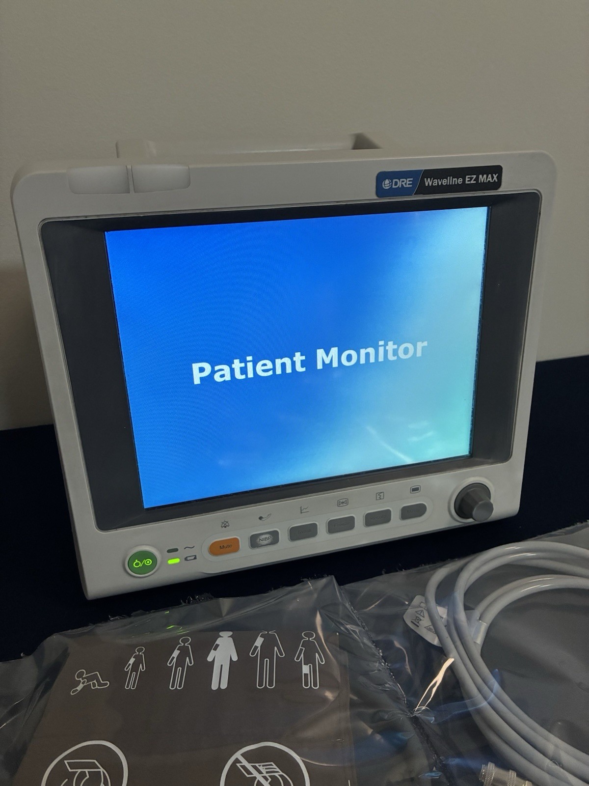 DRE Waveline EZ Max Patient Monitor – Original Edan iM60 – Tested – Accessories