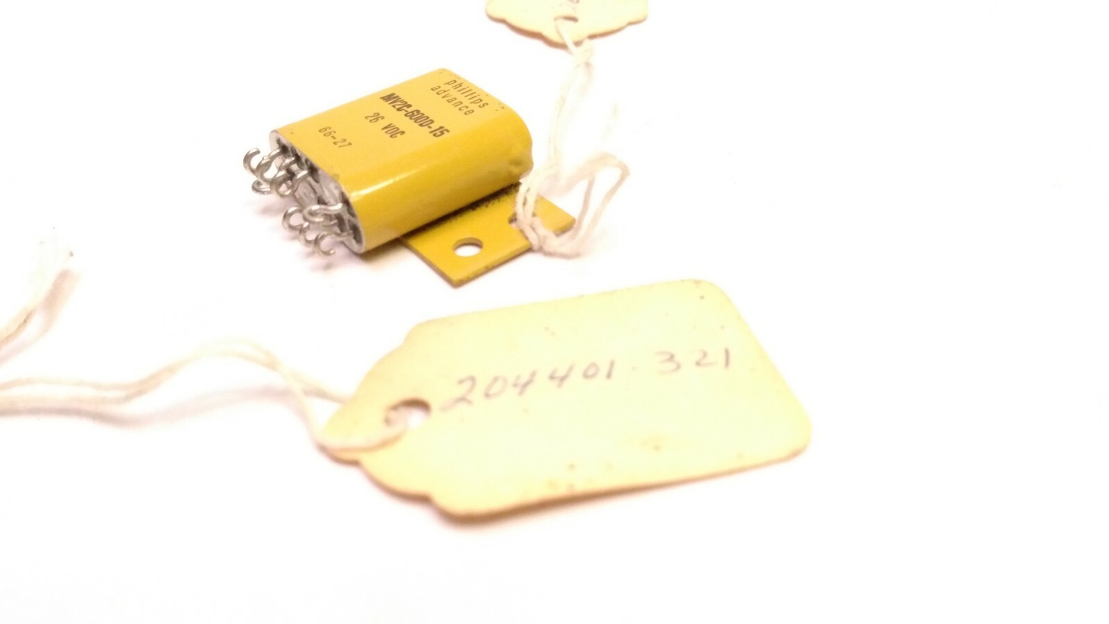 2 New PHILLIPS ADVANCE RELAYs MV2C-600D-15, 204401-321, 8 pin, 26vdc