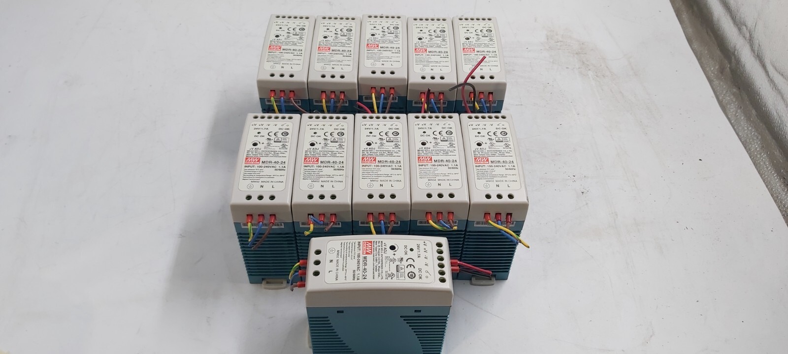 Mean Well MDR-40-24 Lot of 11 Offers Welcome