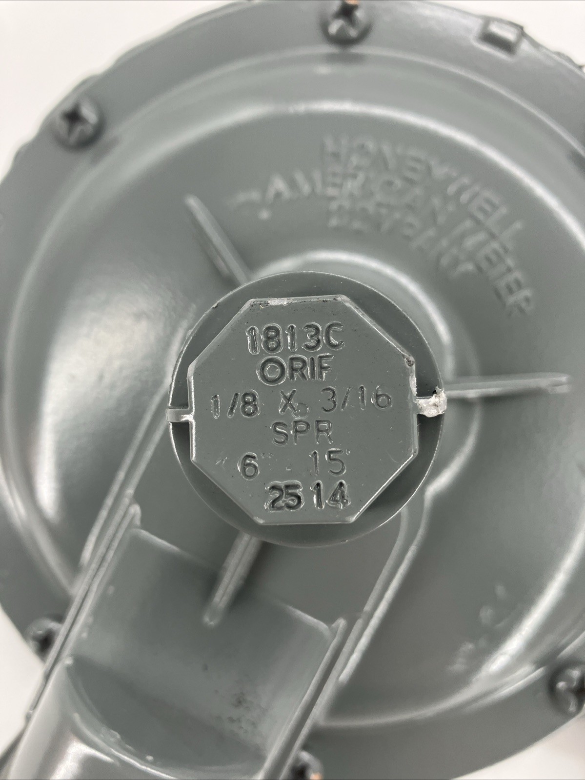 New! 3/4″ Honeywell American Meter 1813C Gas Pressure Regulator