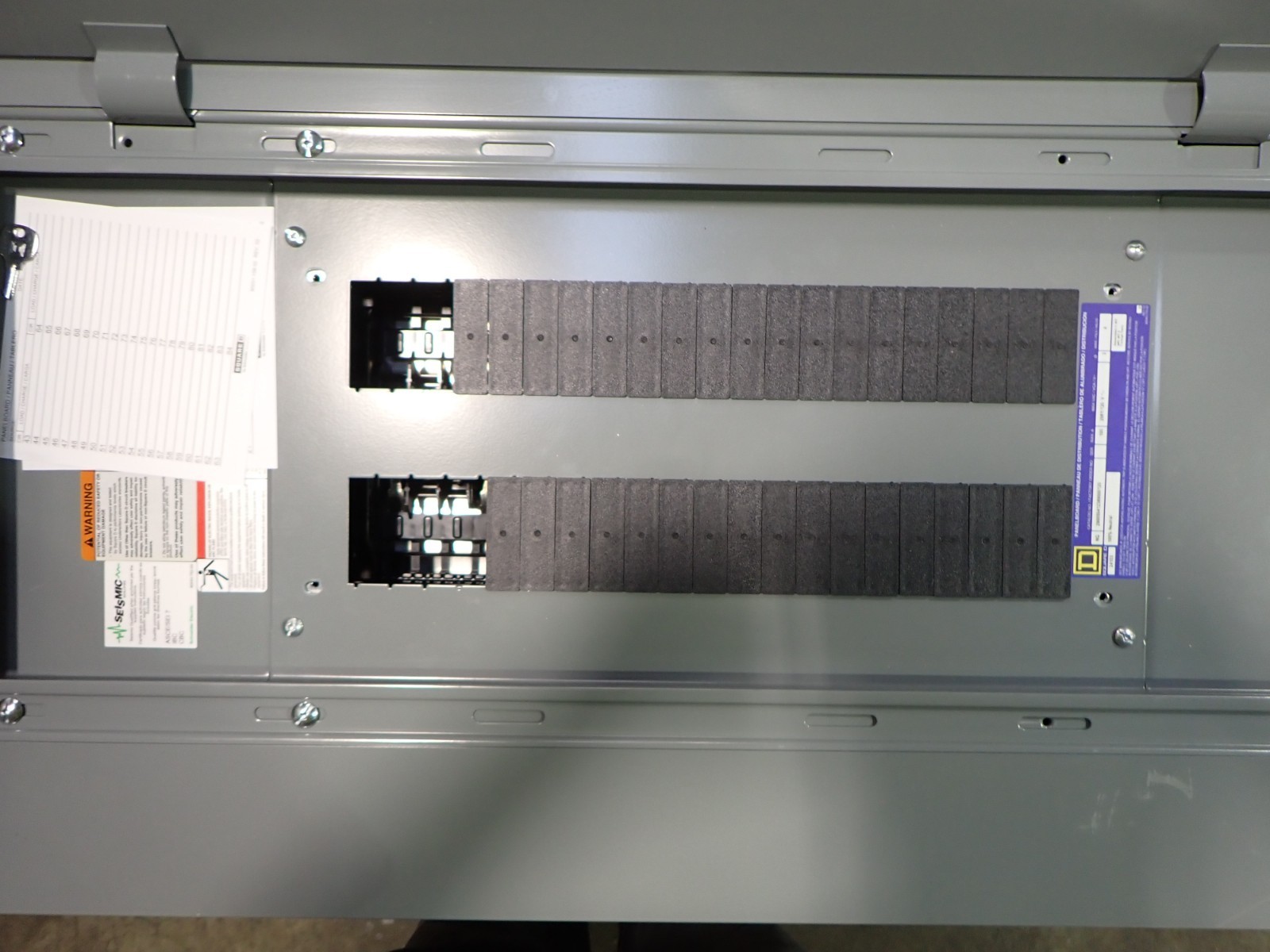 New Surplus SQUARE D NQ 100 amp MLO 208v 3 Phase Panel 42 Circuit NC38SHR P1826