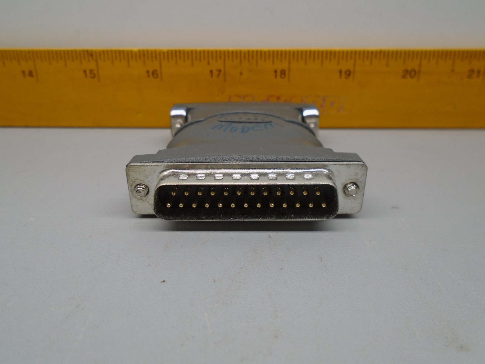 Belkin F4A602 Null Modem adapter Bin9