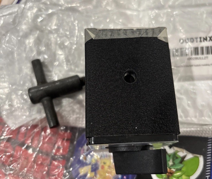 2x Oudtinx Magnetic Holder Bed On/Off Switch Holding Power, Brand New. MB-8T