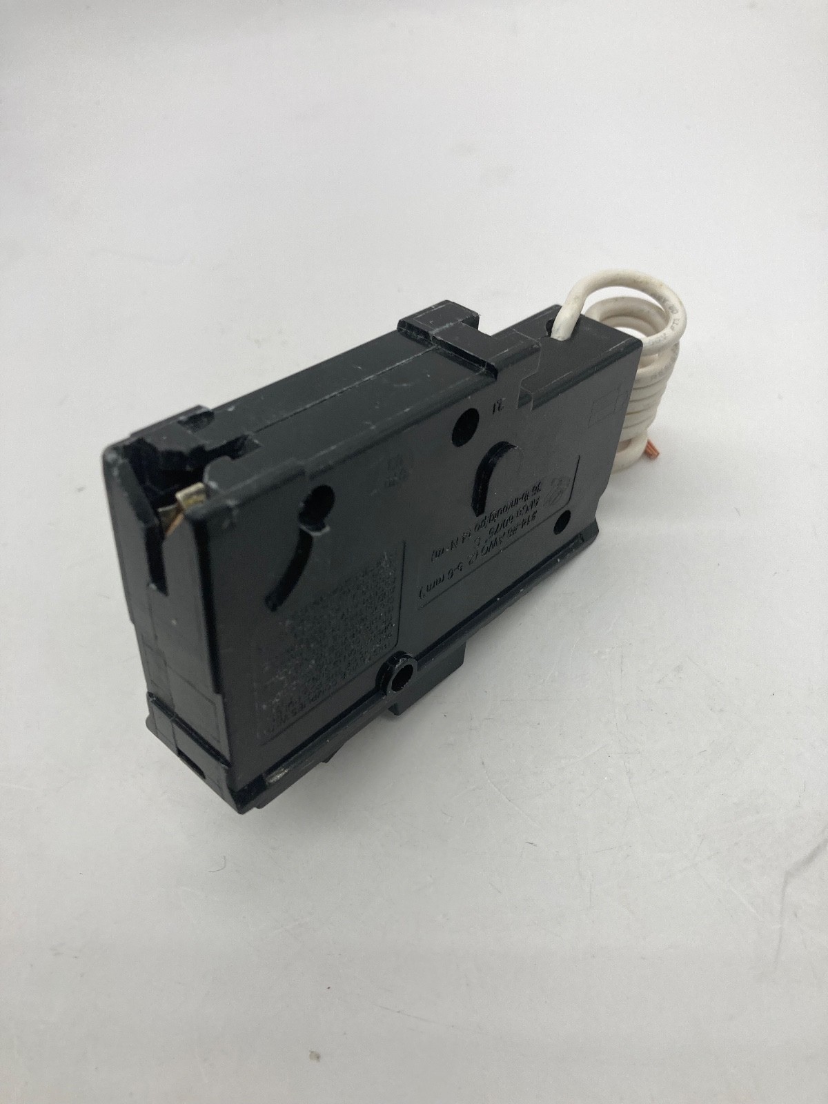 Homeline HOM115GFI 15 Amp 1 Pole 120V Plug On Ground Fault GFCI Circuit Breaker