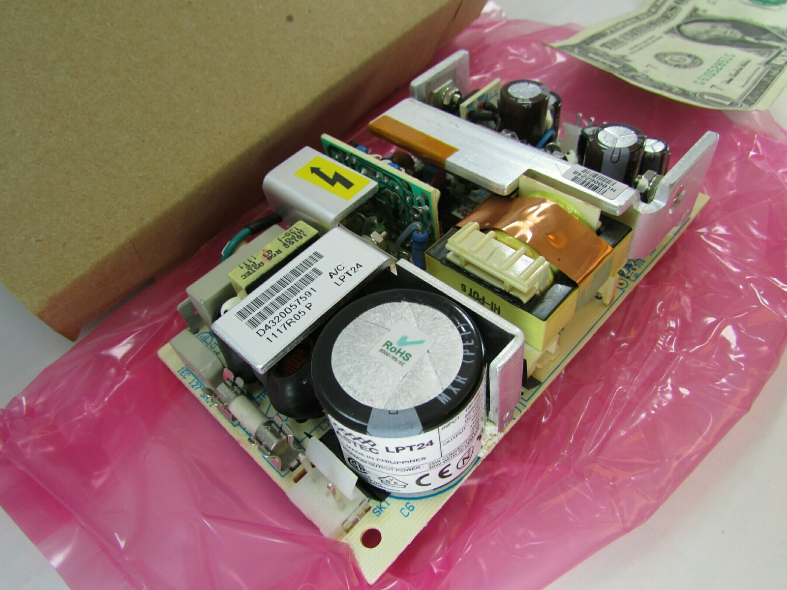 New Artesyn 40W Switching Power Supplies 85 – 264 VAC In, 5 12 -5 VDC Out LPT24