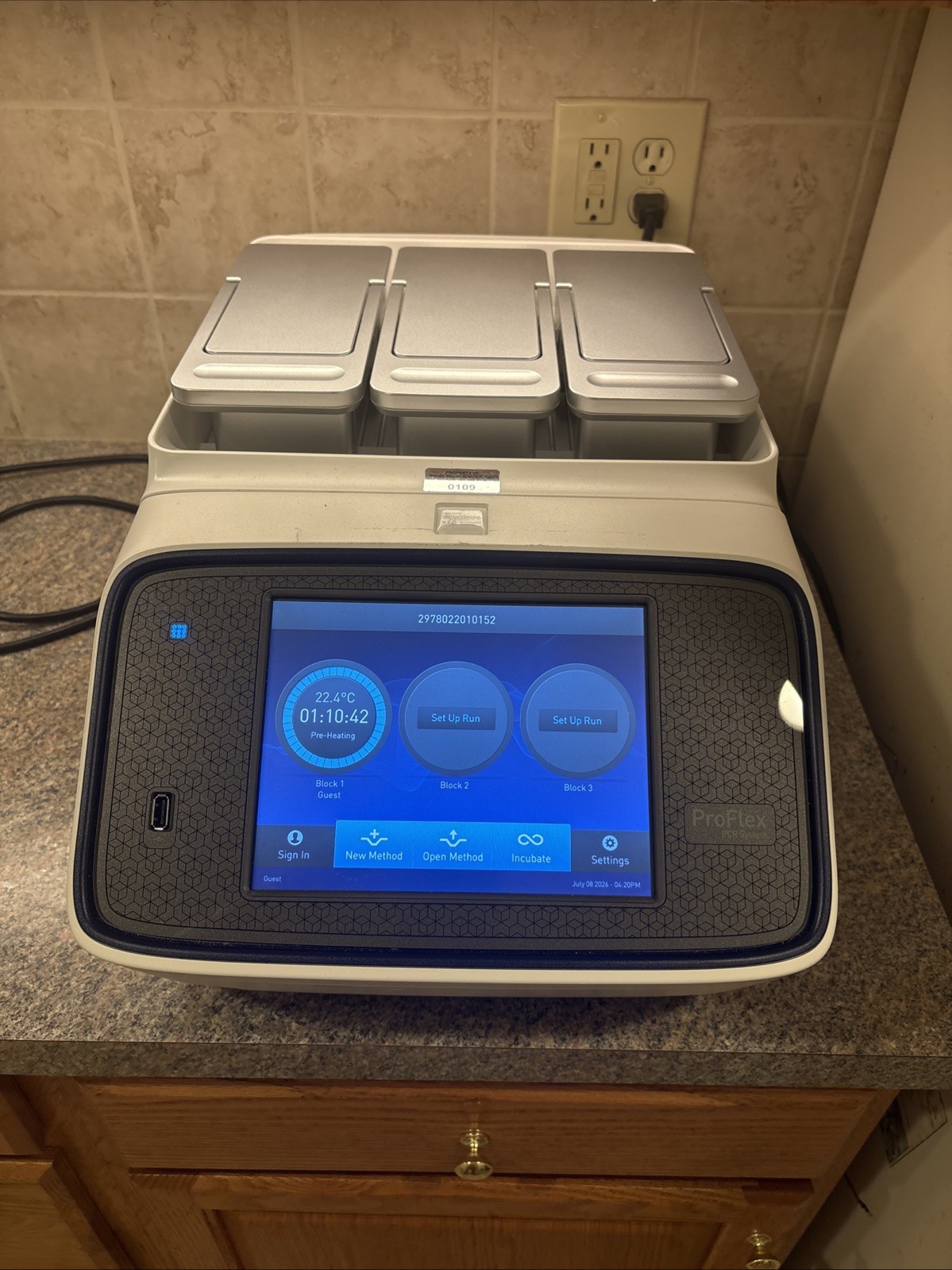 Applied Biosystems Proflex Base PCR System 3×32 Block, Mfg 2022
