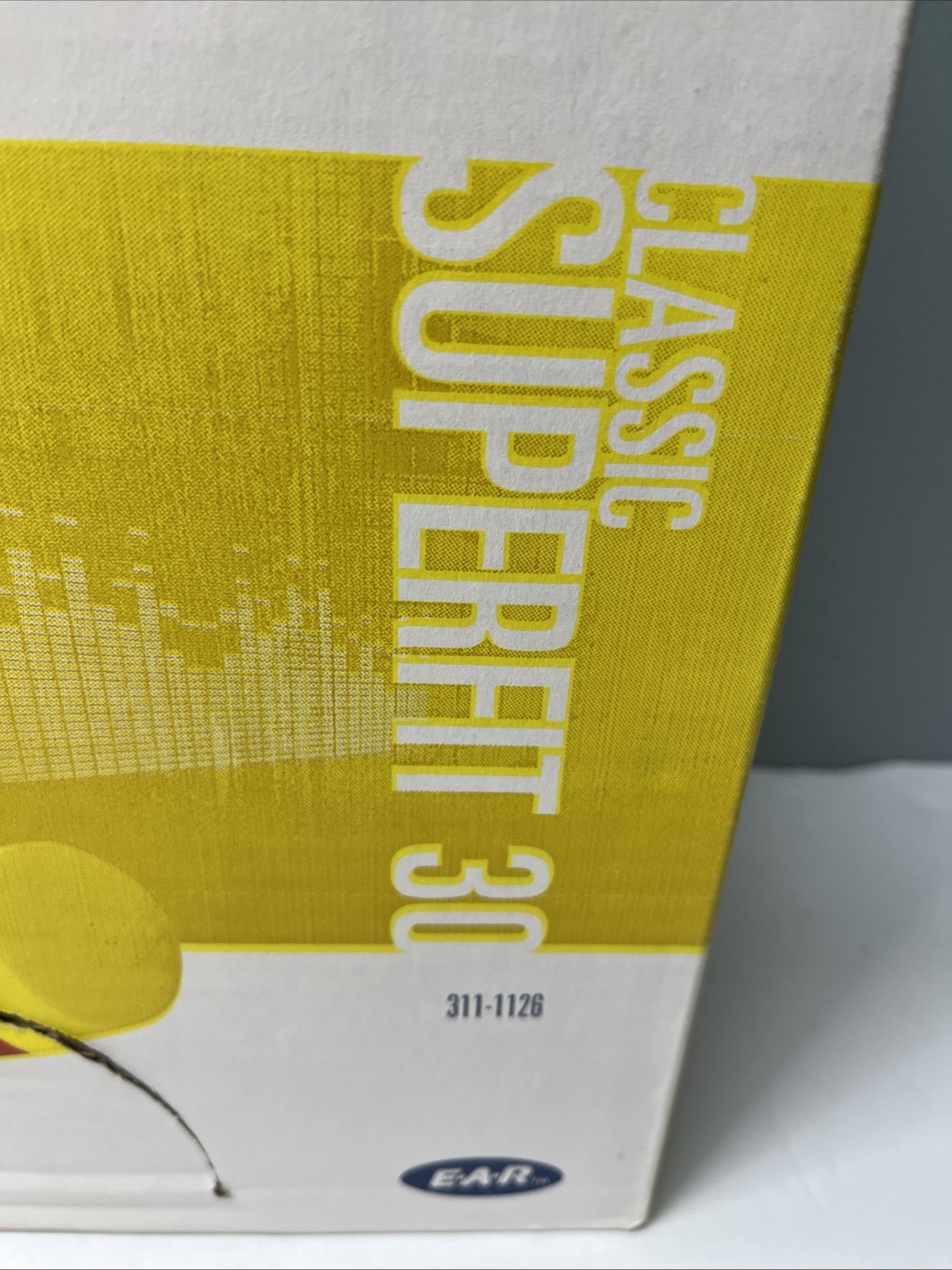 3M EAR #311-1126 Classic SuperFit 30-Corded Earplugs 200 Pairs Open Box Complete