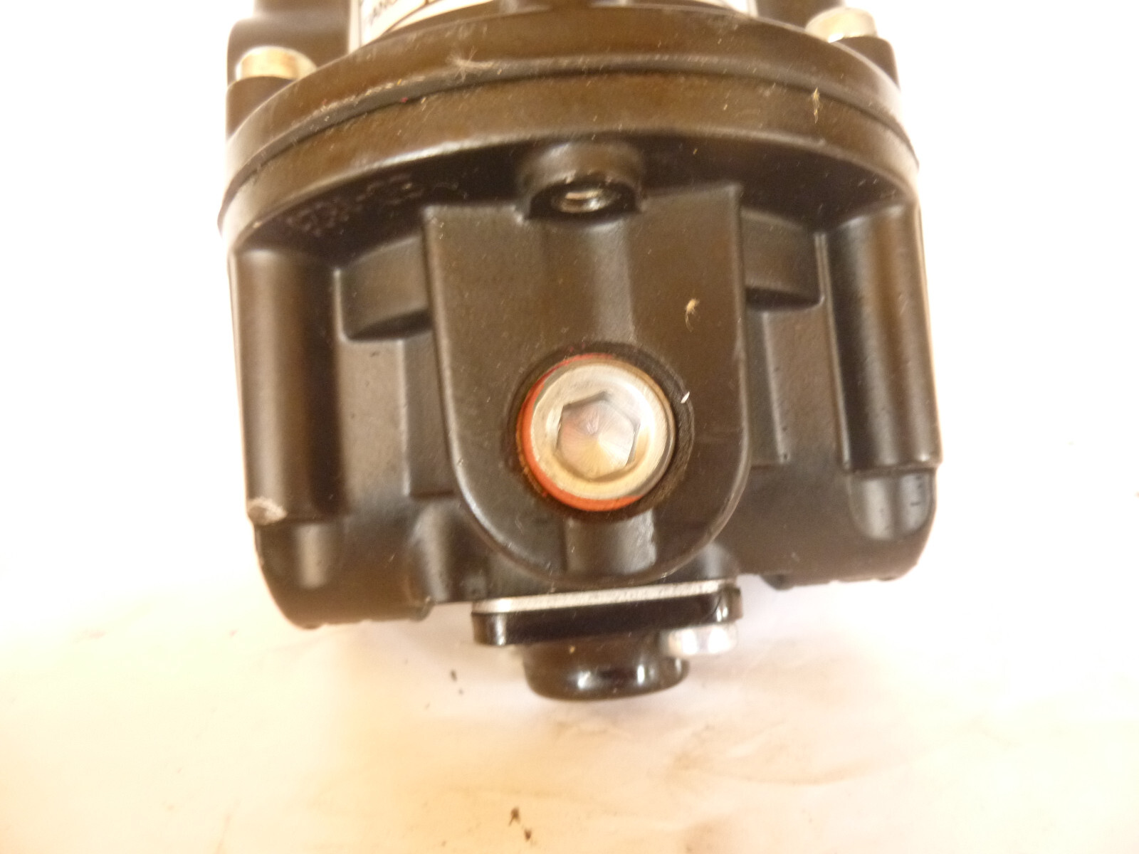 Fairchild Kendall No.10232 Pressure Regulator 500 PSIG Bar 35.0 Max 0.5-30 Range