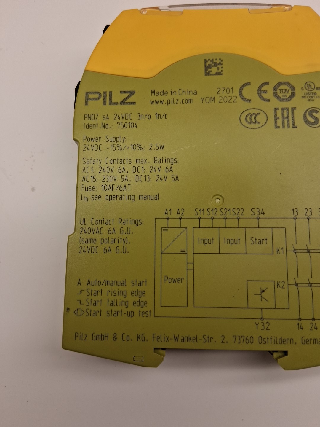 Pilz PNOZ s4 24VDC 3n/o 1n/c 750104 Sicherheitsrelais / Safety relay -used-