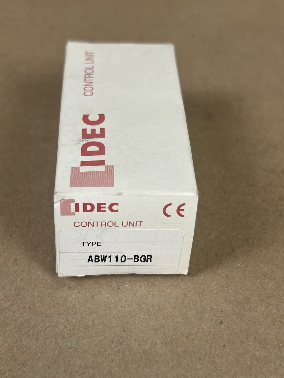 IDEC Control Unit, PUSHBUTTON 22MM FLUSH 1NO (ABW110-BGR) B78