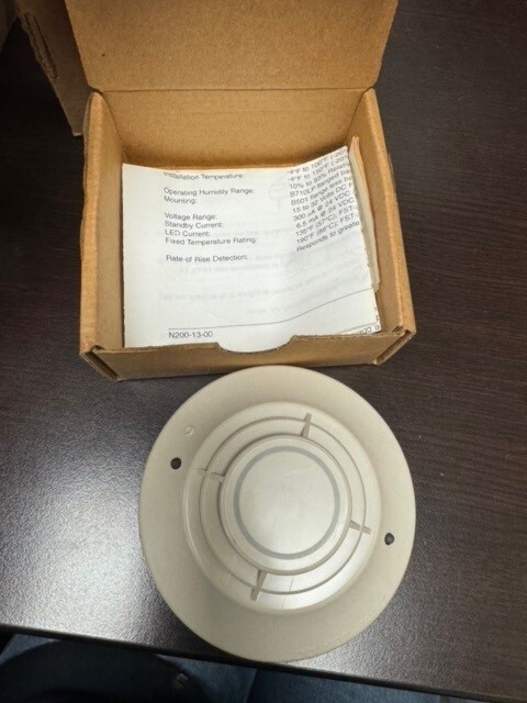 Notifier FST-851R Smoke Detector– White