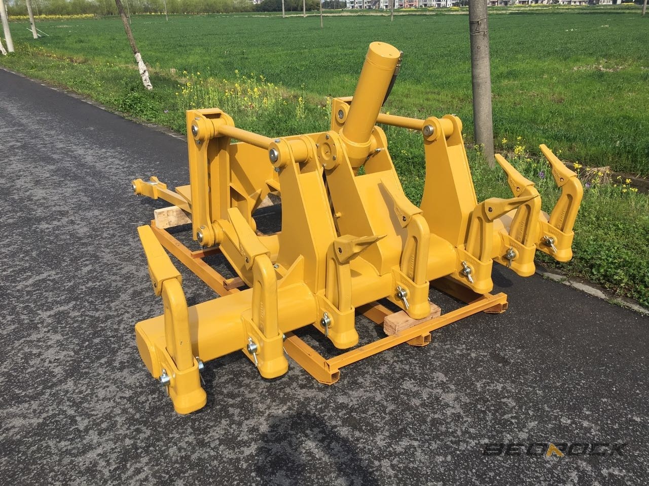 MS Ripper fits CAT 16H 16G Motor Grader