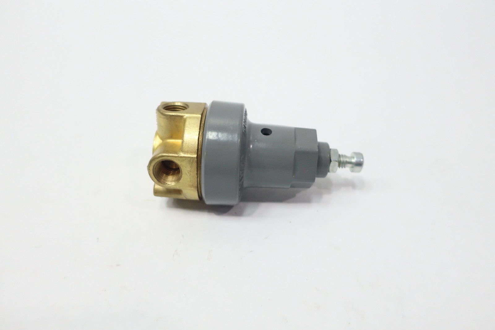Norgren R83-200-RNEA Pressure Regulator 1/4in Npt