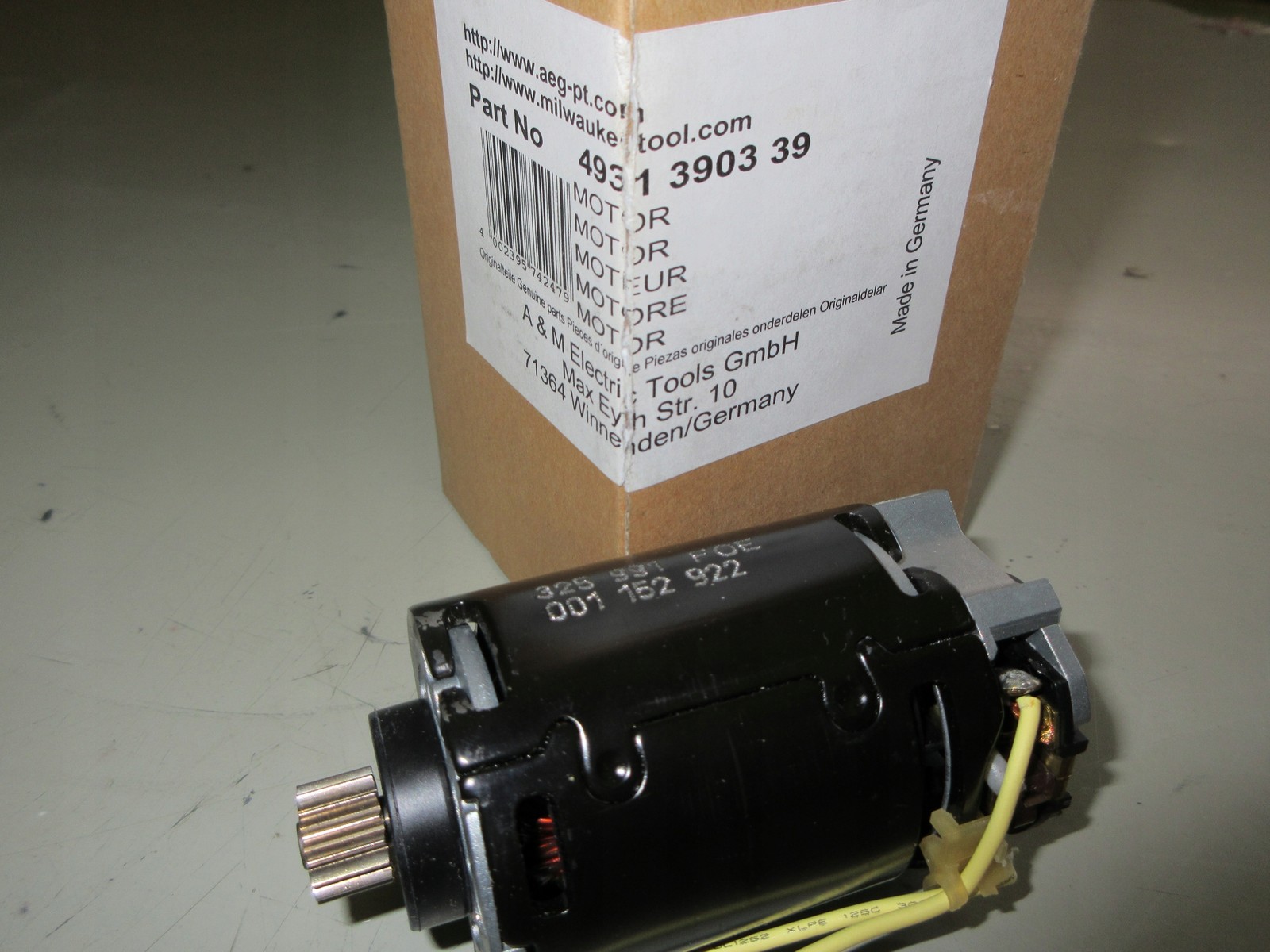 MILWAUKEE 4931390339
