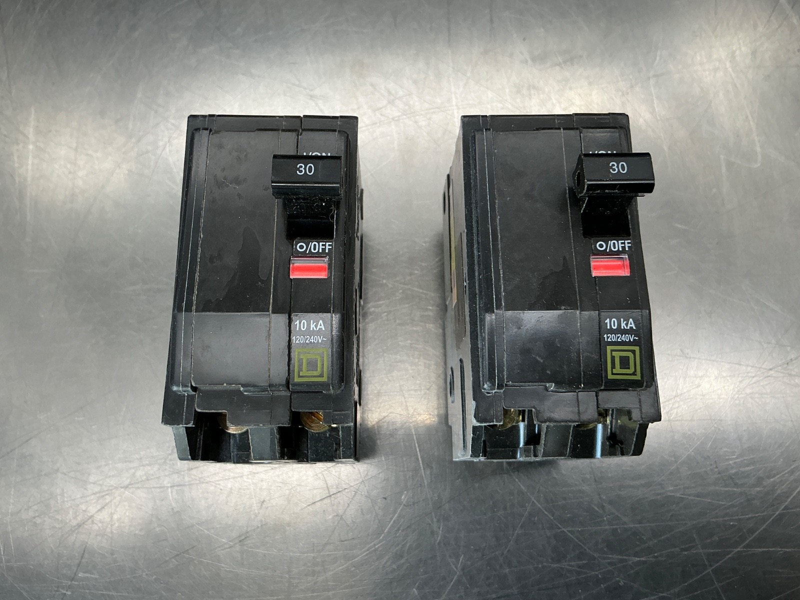 (2) Sqare D QO230 Plug-On Circuit Breaker 2-Pole, 30a