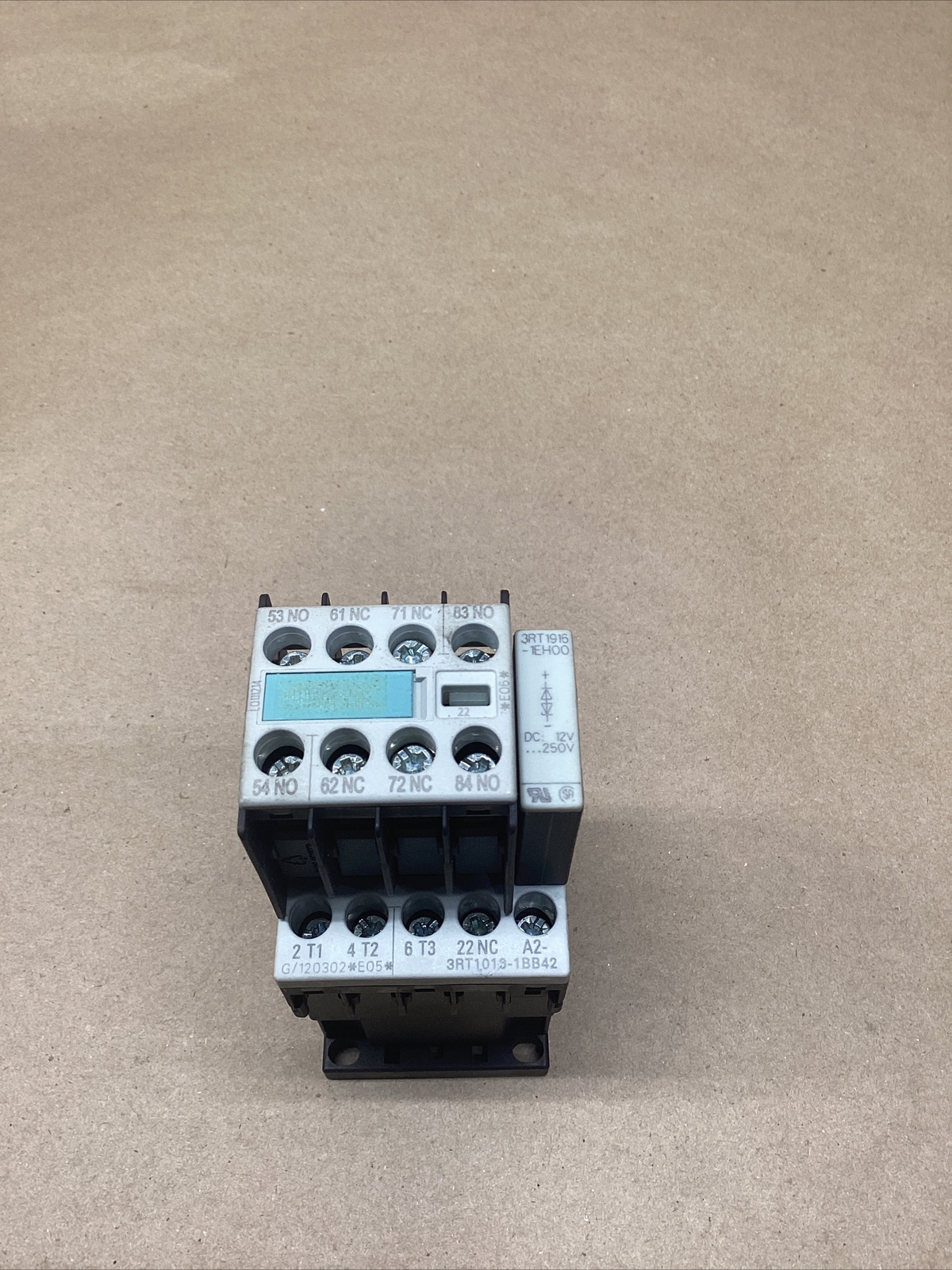 Siemens Sirius 3RT1015-1BB42 W/Surge Suppressor 3RT1916-1EH00 #702PT67FML