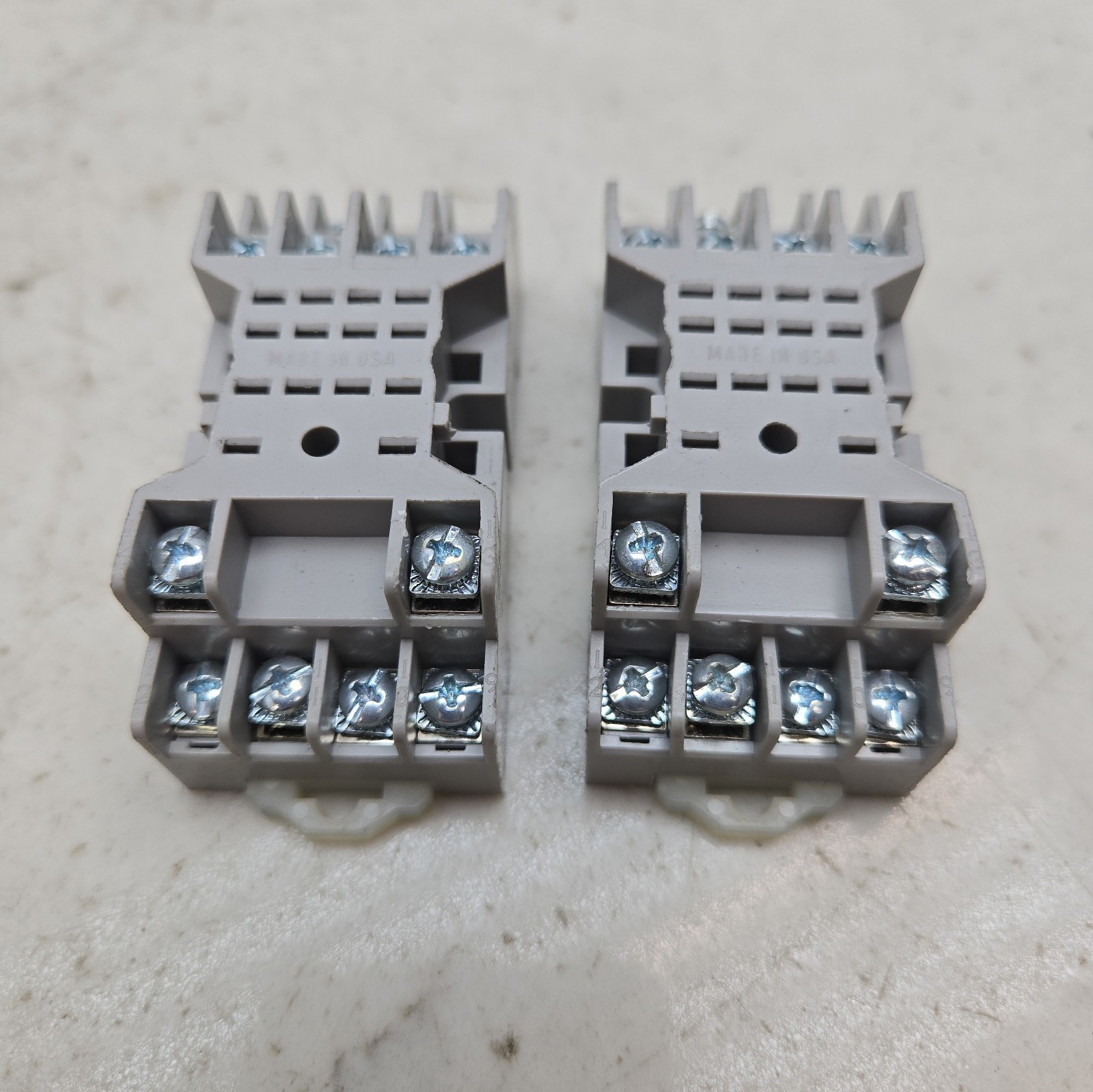 Mixed Lot of Power Relays and Relay Sockets Misc Industrial Electronics See Pics