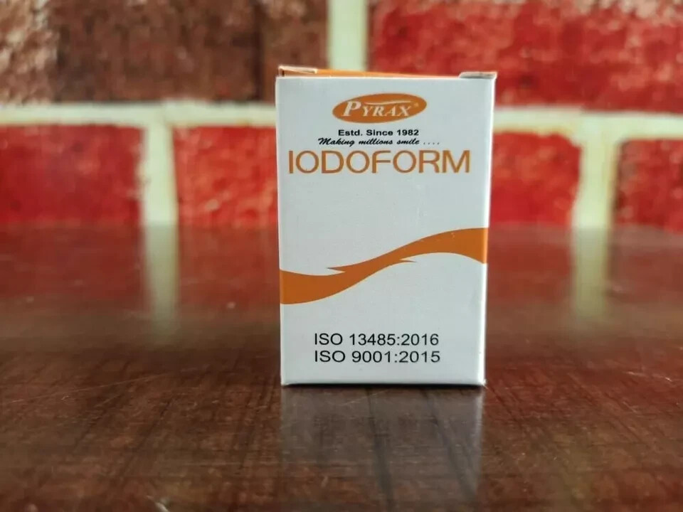 Pyrax IODOFORM Powder Used as Dressing for Treatment of Extracted Sockets 15gm