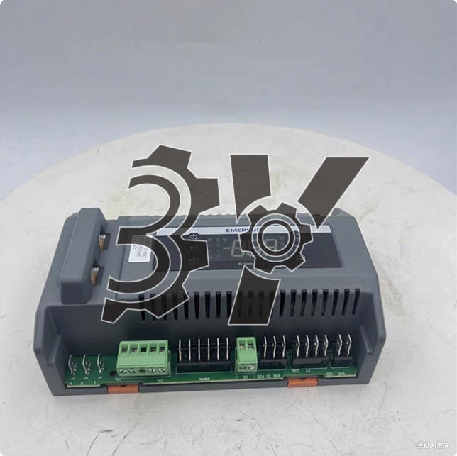 One New Emerson XCM25D unit controller 543-0220-00 with built-in display screen