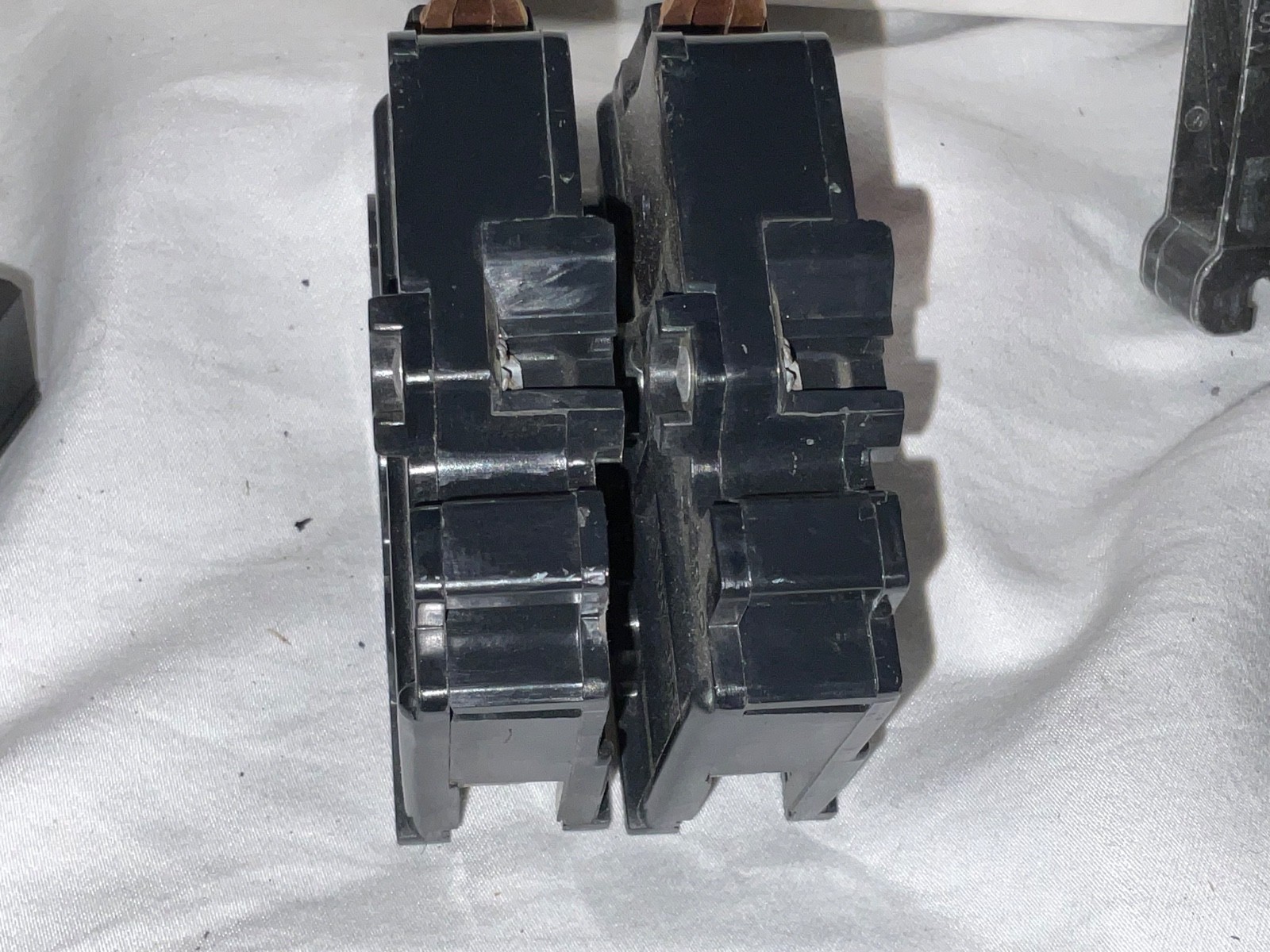 FPE FEDERAL PACIFIC NA230 2 POLE 30 AMP STAB-LOK Type NA Circuit Breaker Red