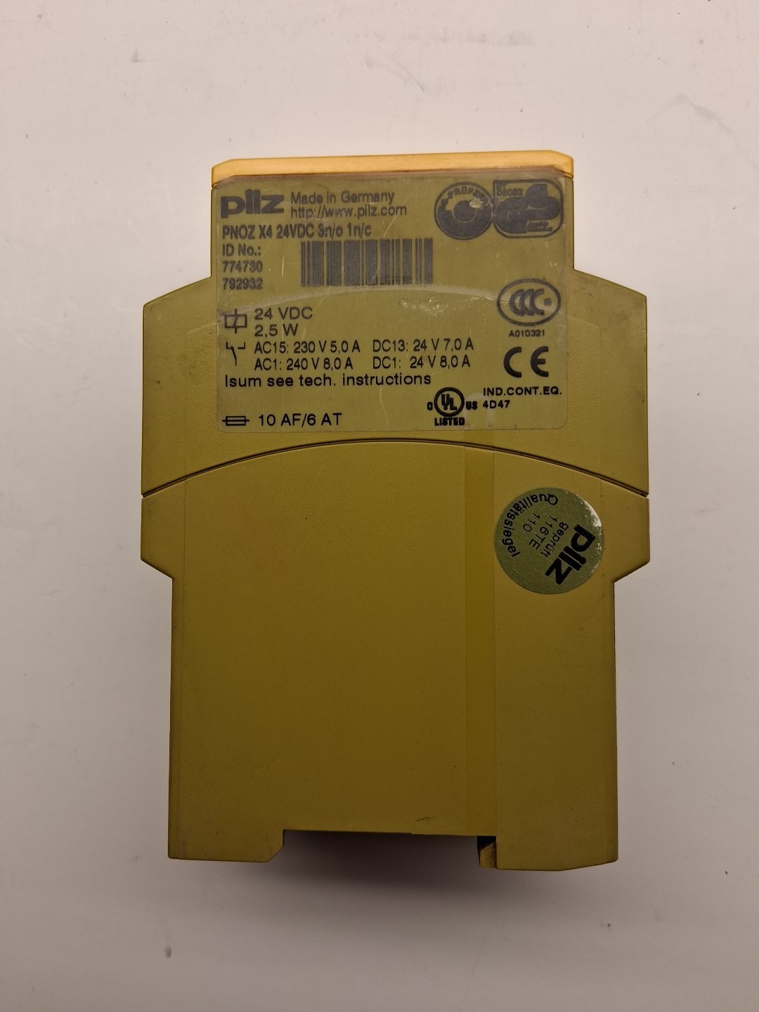 Pilz PNOZ X4 24VDC 3N/O 1N/C 774730 Safety Relay 24v-dc