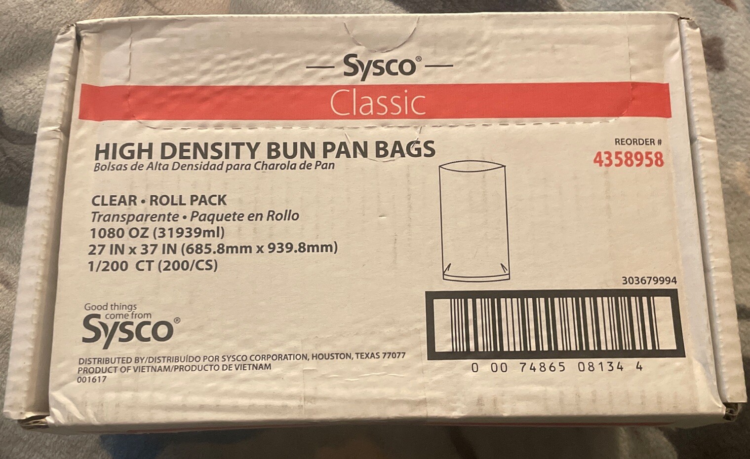 Sysco High Density Bun Pan Bags 27in x 37in 1/200 (200/CS) #4358958