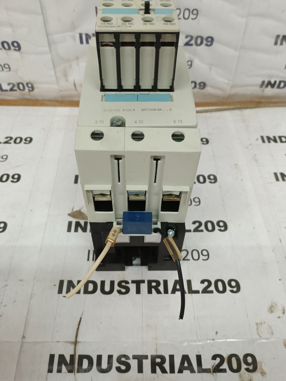 SIEMENS SIRIUS CONTACTOR 3RT1045-3AK60