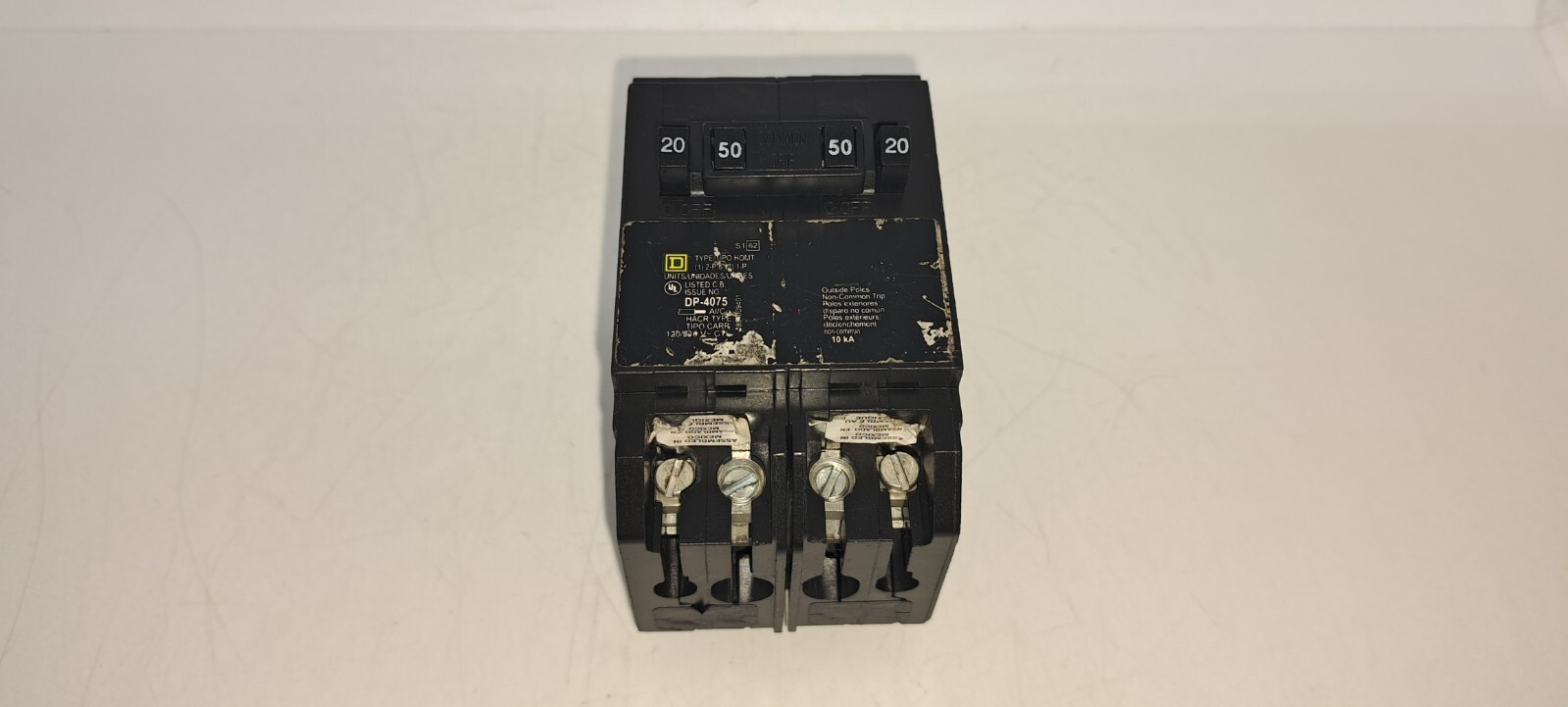 Square D HOMT2020250 240V Non-Common Trip Circuit Breaker