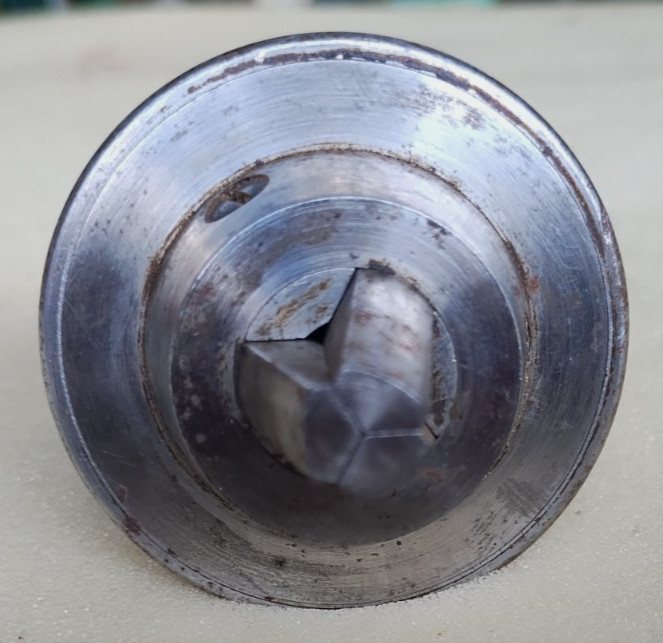 Vintage Drill Chuck MFG.by Skinner Chuck Co. No.22 Gear Pattern New Model