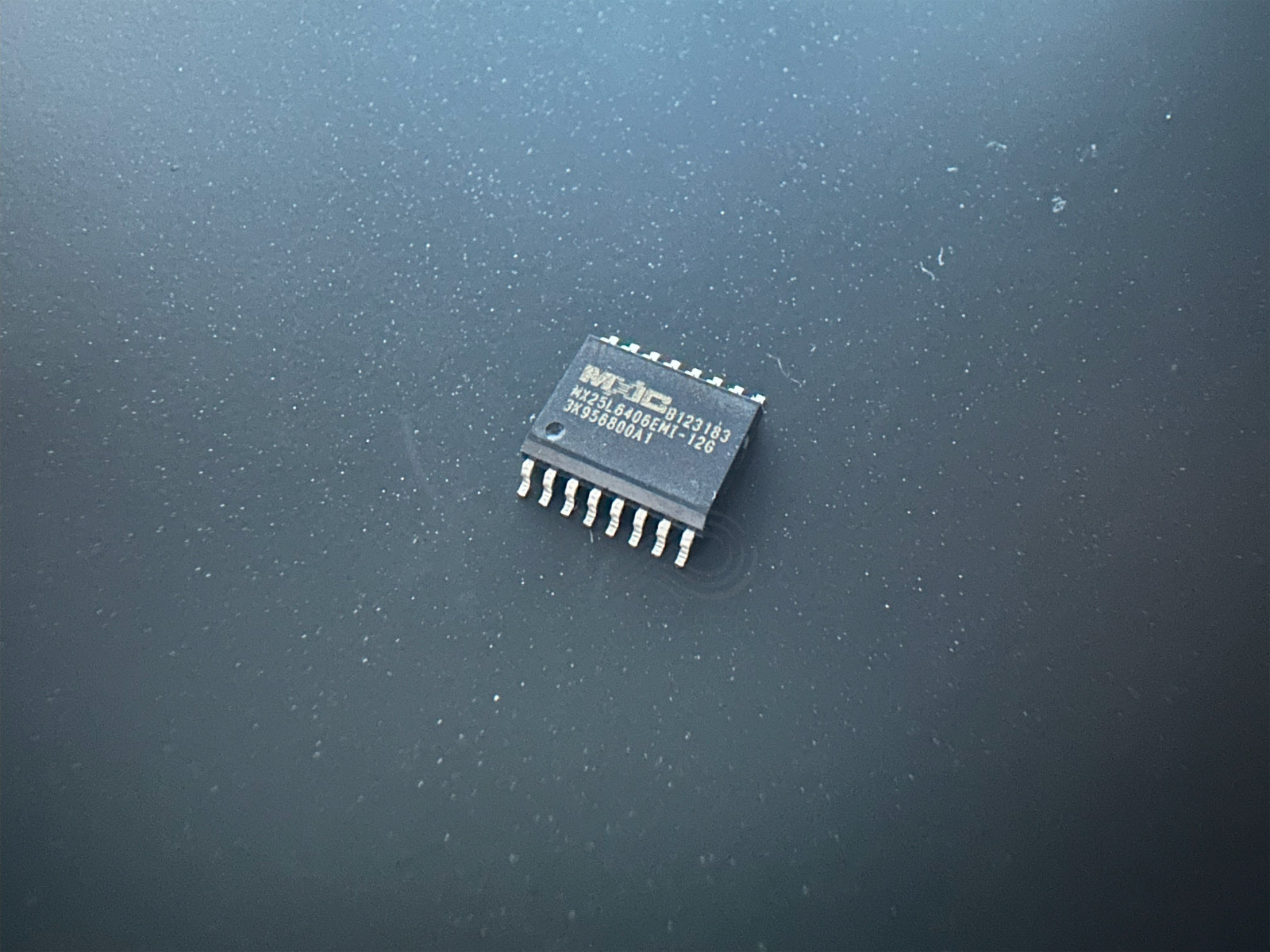 5X MX25L6406EMI-12G MX25L6406E Macronix 64Mbit SPI Flash 86MHz 2.7‑3.6V SOIC‑16