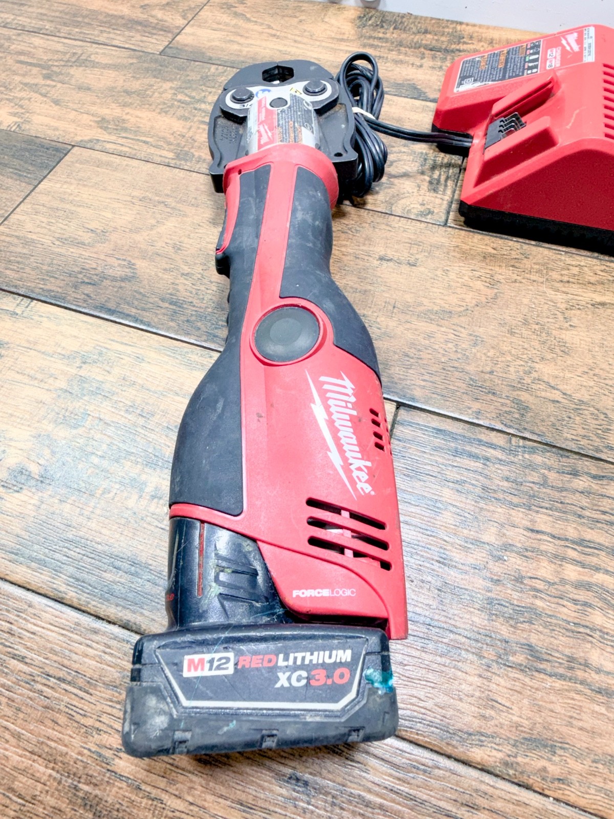 Milwaukee 2473-20 M12 12V ForceLogic Press Tool + 49-16-2451 3/4″ CTS-V G1373