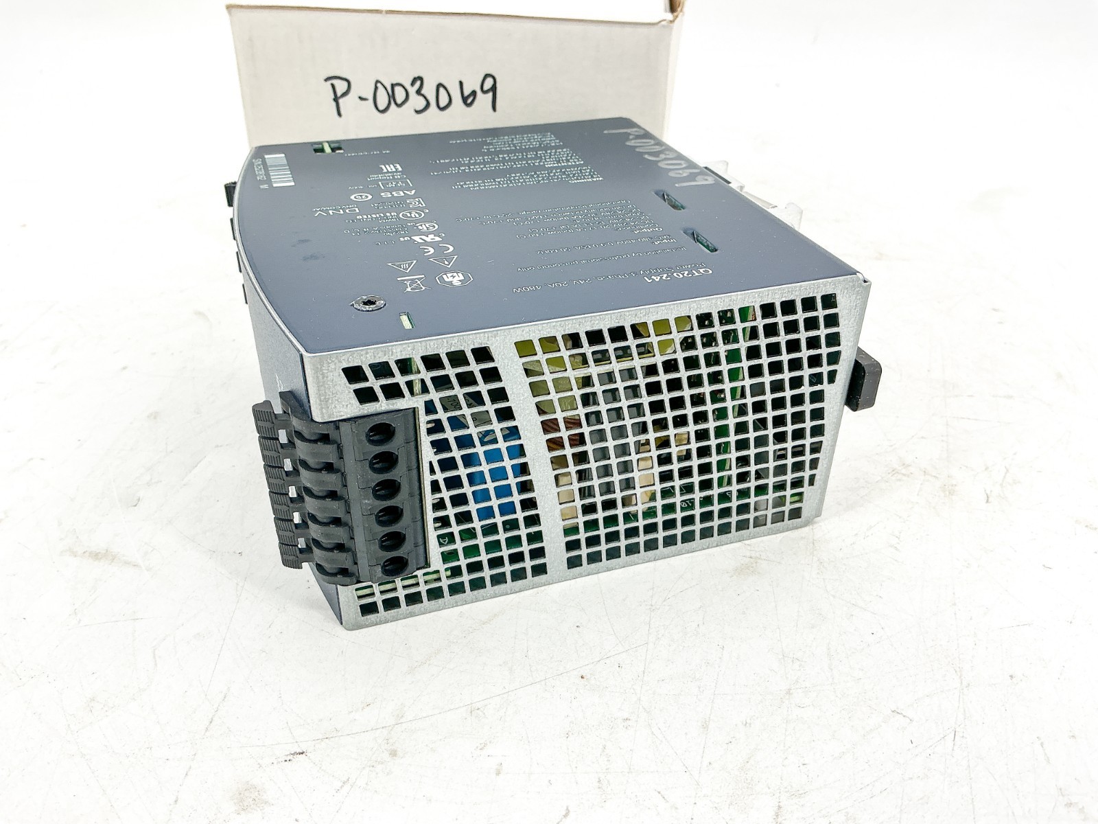 New Puls QT20.241 DIN Rail Power Supply 480VAC Input 24VDC Output