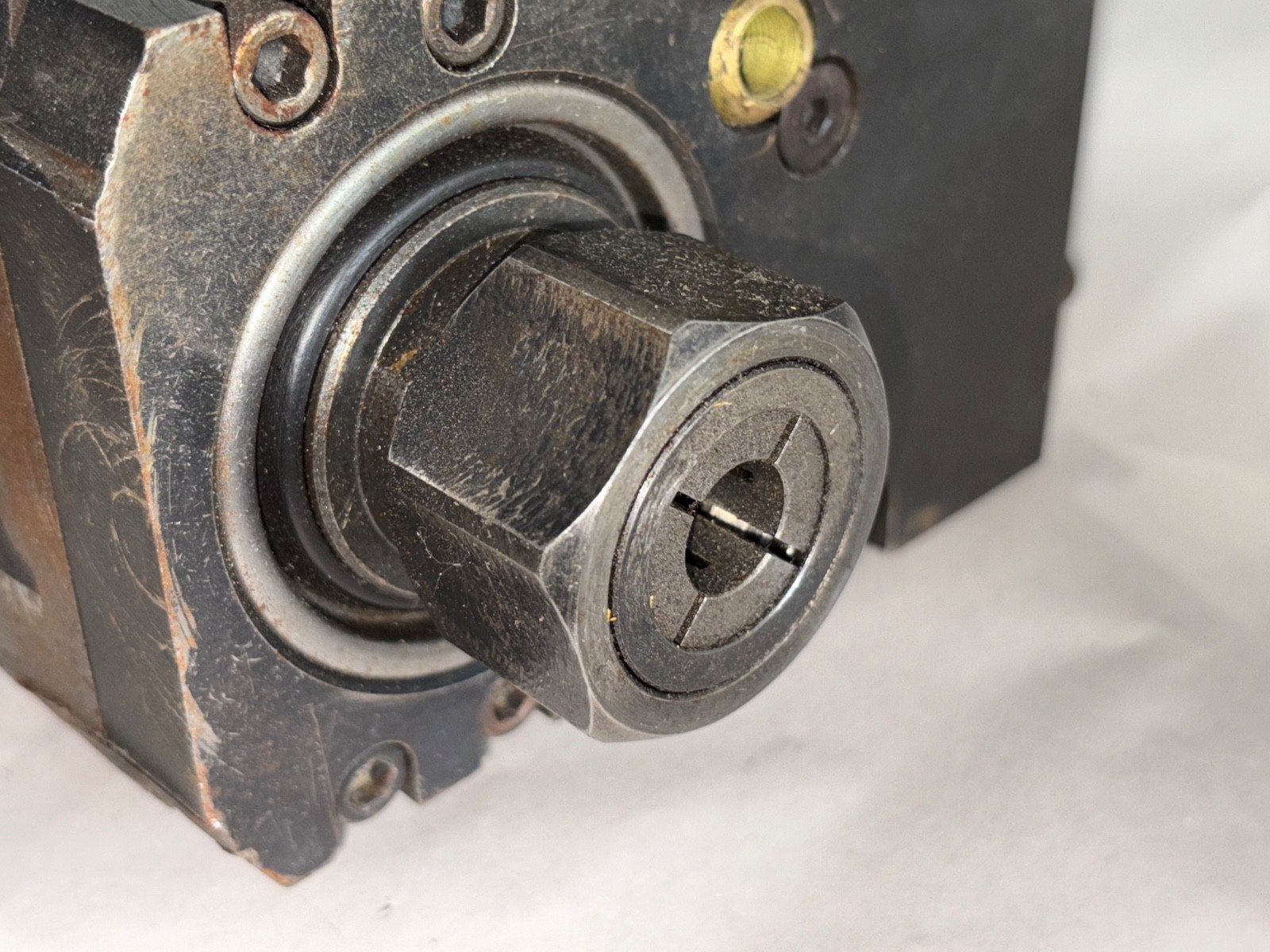 HARDINGE LIVE TOOL HOLDER FOR CONQUEST T51 (CROSS-WORKING MODEL CL 50), Used