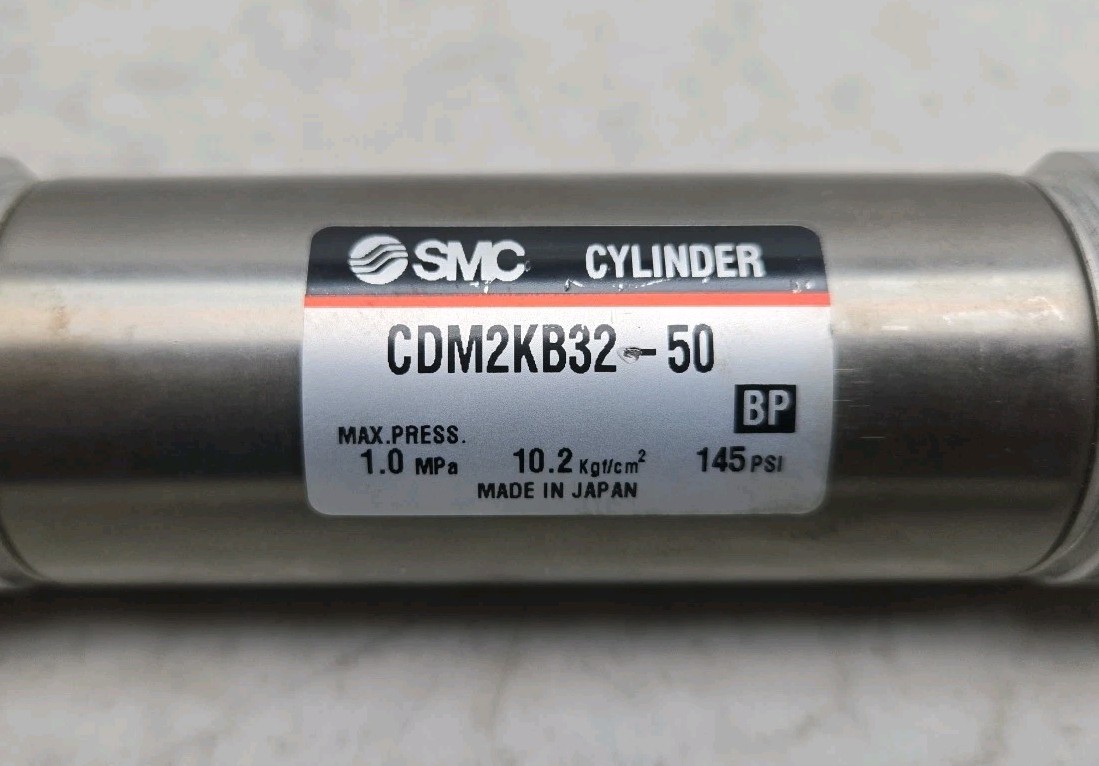 Smc CDM2KB32-50 Pneumatic Cylinder 32mm Bore 50mm Stroke 145Psi New