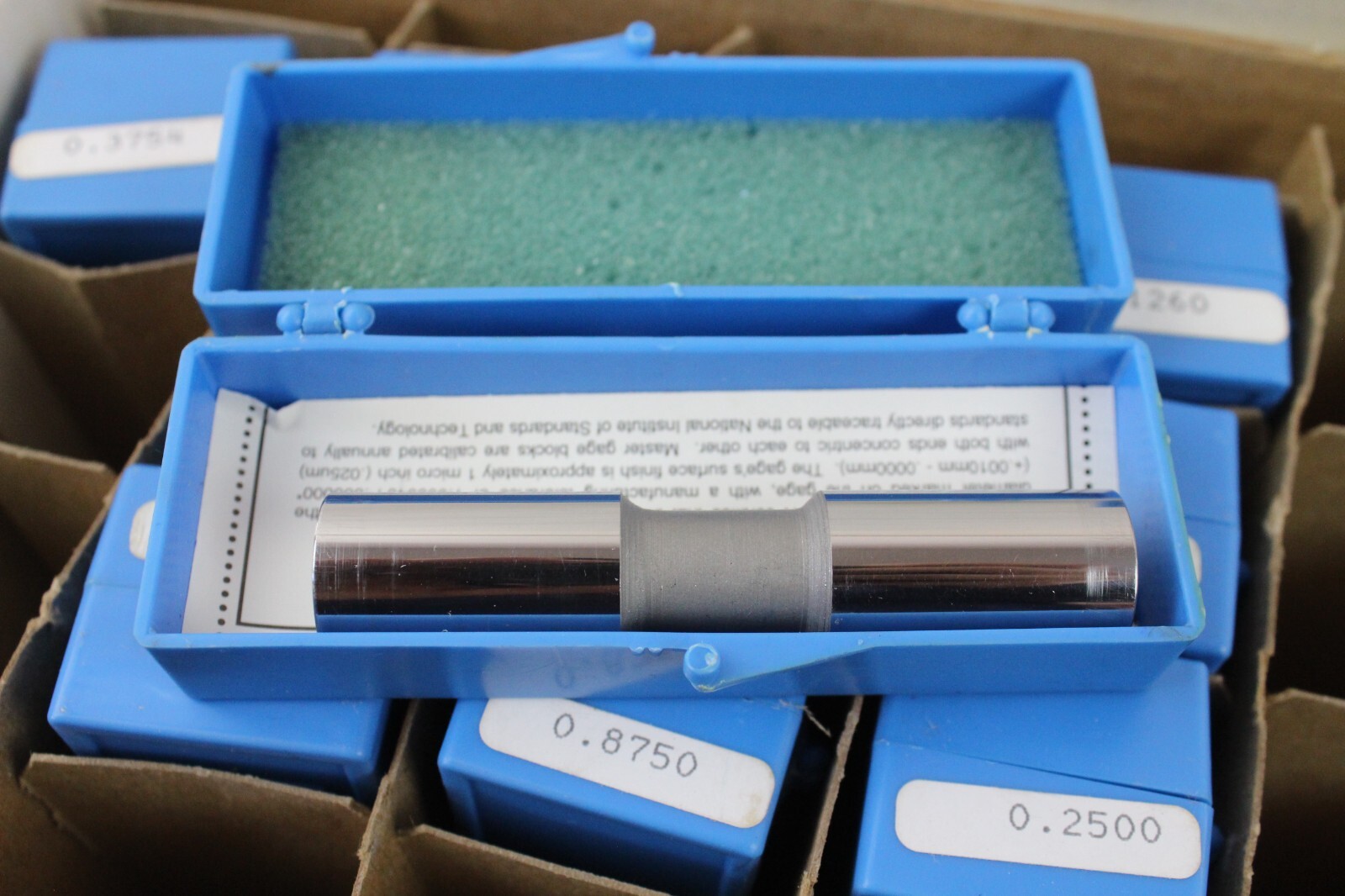 12 New Deltronic Plug Gauge Set in Box 0.2500 0.8750 0.3754 0.6299 0.3763 0.6825