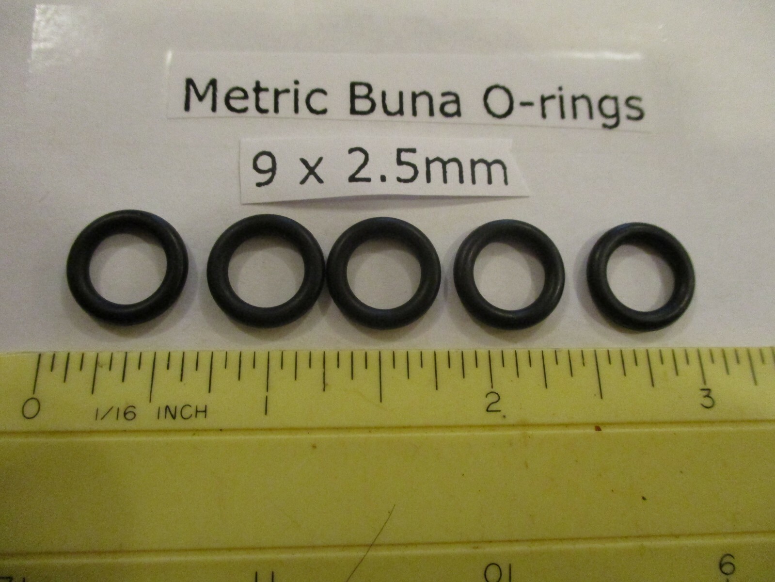 9mm ID x 14mm OD x 2.5mm thick O-ring. Buna-70. Quan 5.