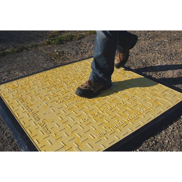 Zoro Select Csp-Tcped-Y Pedestrian Trench Cover Fiberglass Yellow, 44.3 In W X,