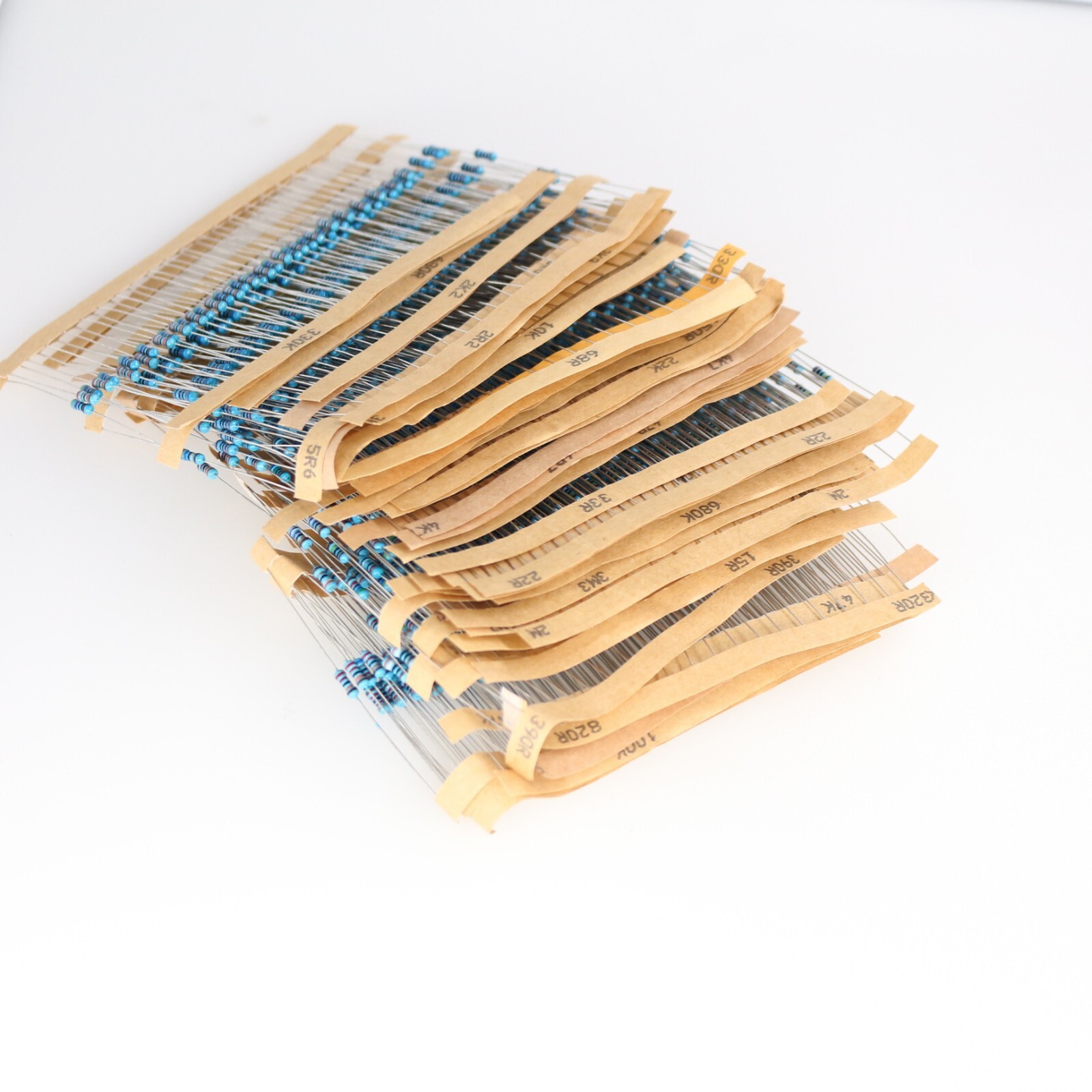 2600 pcs 1/4W ±1 % 130 Value Resistor Assortment Kit (1 ohm – 3M ohm)
